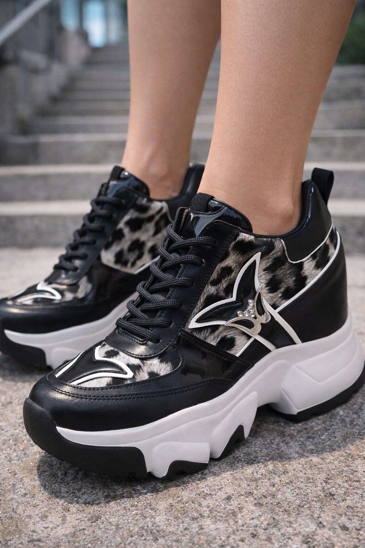 Gizli Yüksek Topuklu Kadın Spor Ayakkabı
