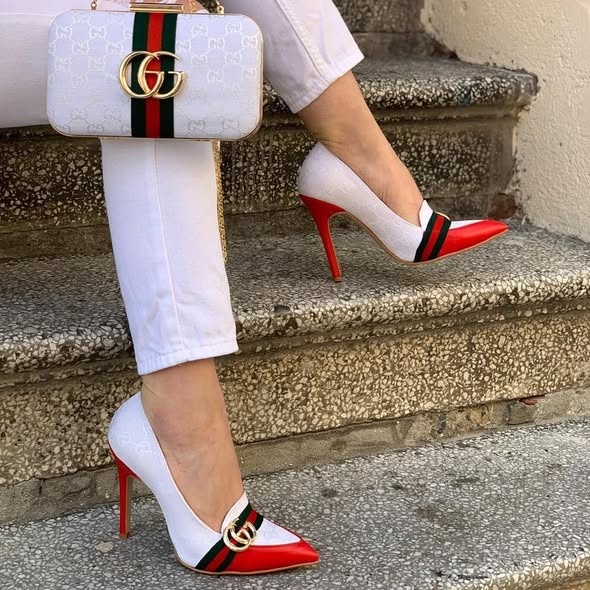 Gucci Ayakakbı Çanta Kombini