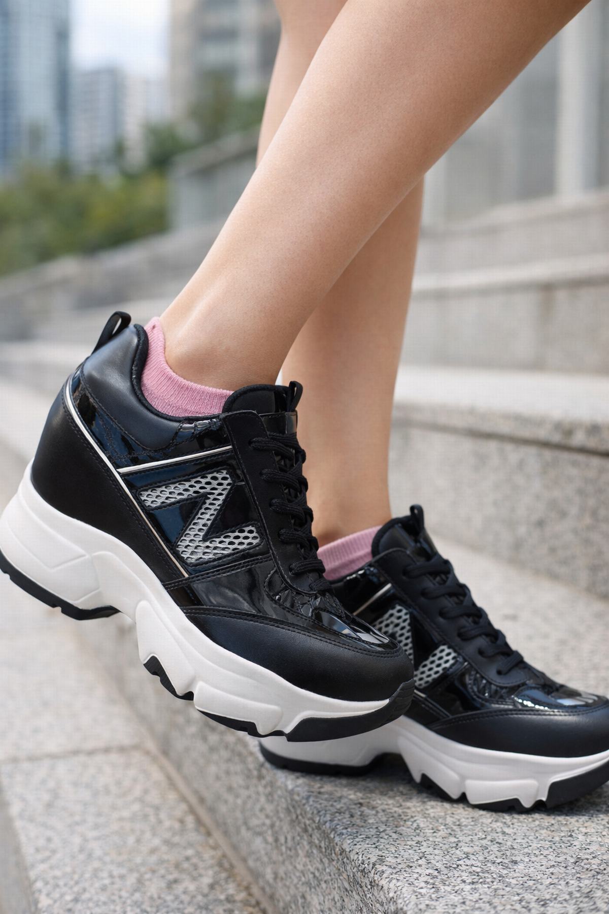 Gizli Yüksek Topuklu Kadın Spor Ayakkabı