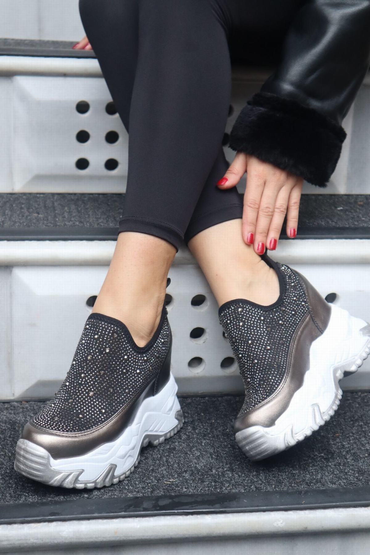 Gizli Yüksek Topuklu Kadın Spor Ayakkabı