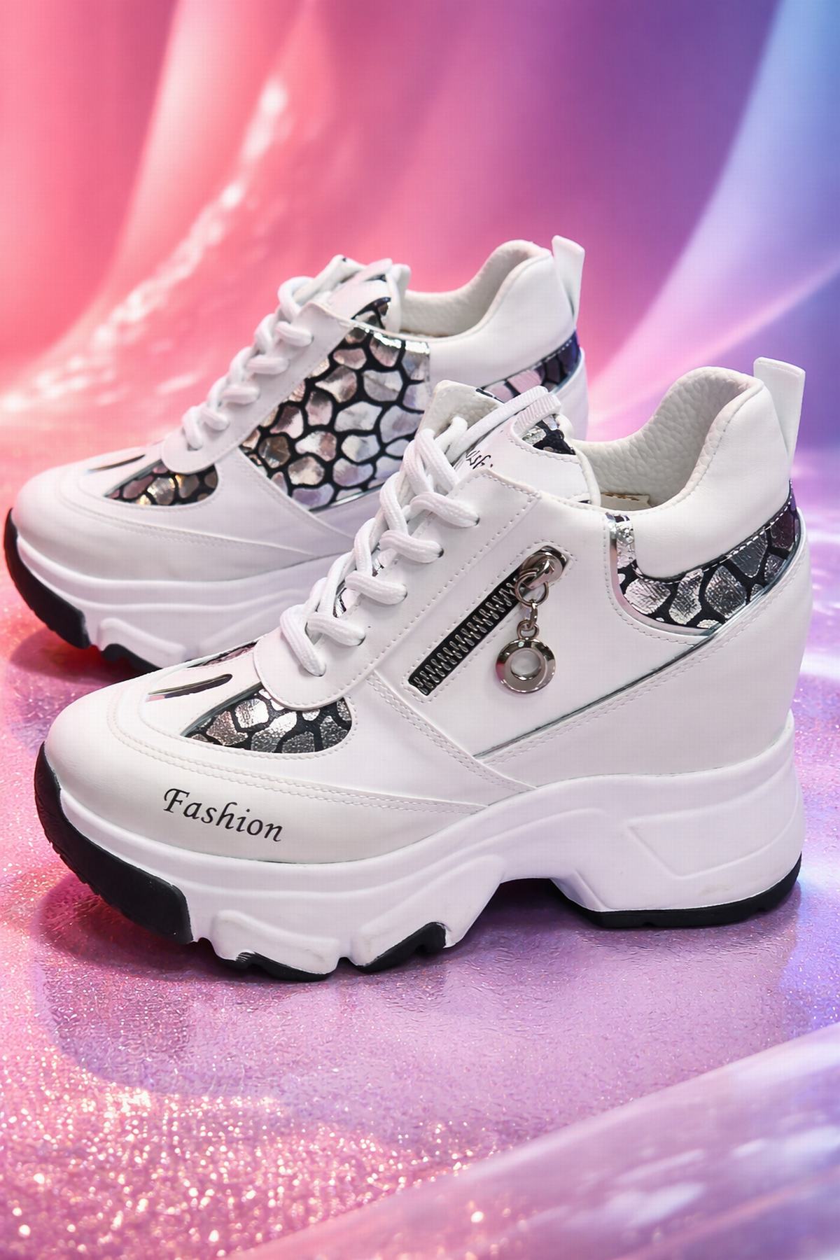 Gizli Yüksek Topuklu Kadın Spor Ayakkabı