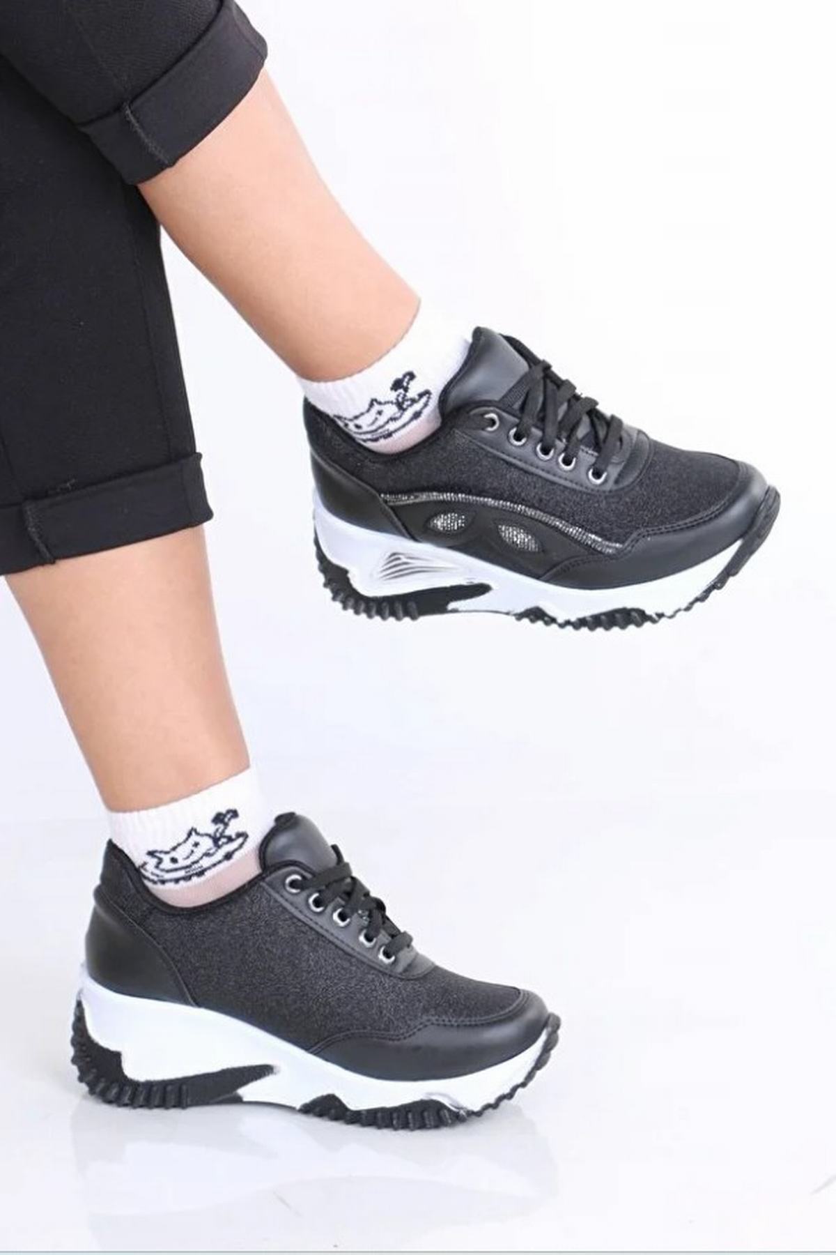 Gizli Topuklu Kadın Spor Ayakkabı