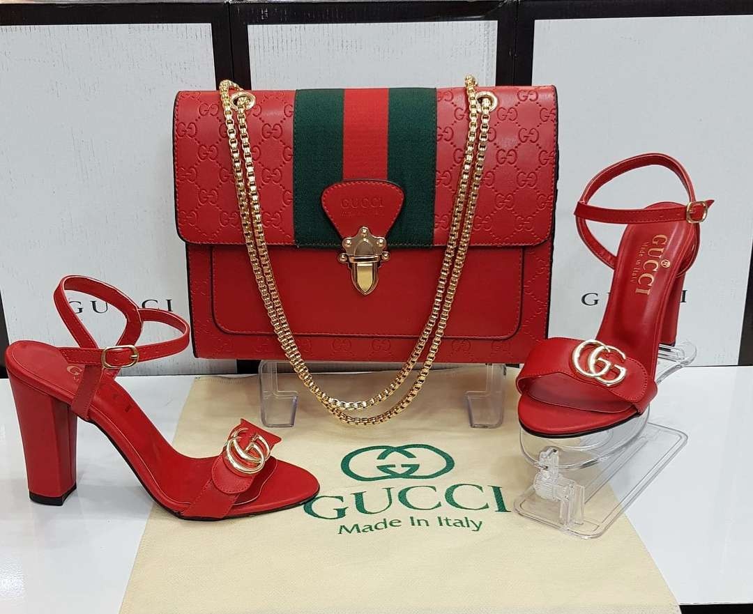 Gucci Ayakakbı Çanta Kombini