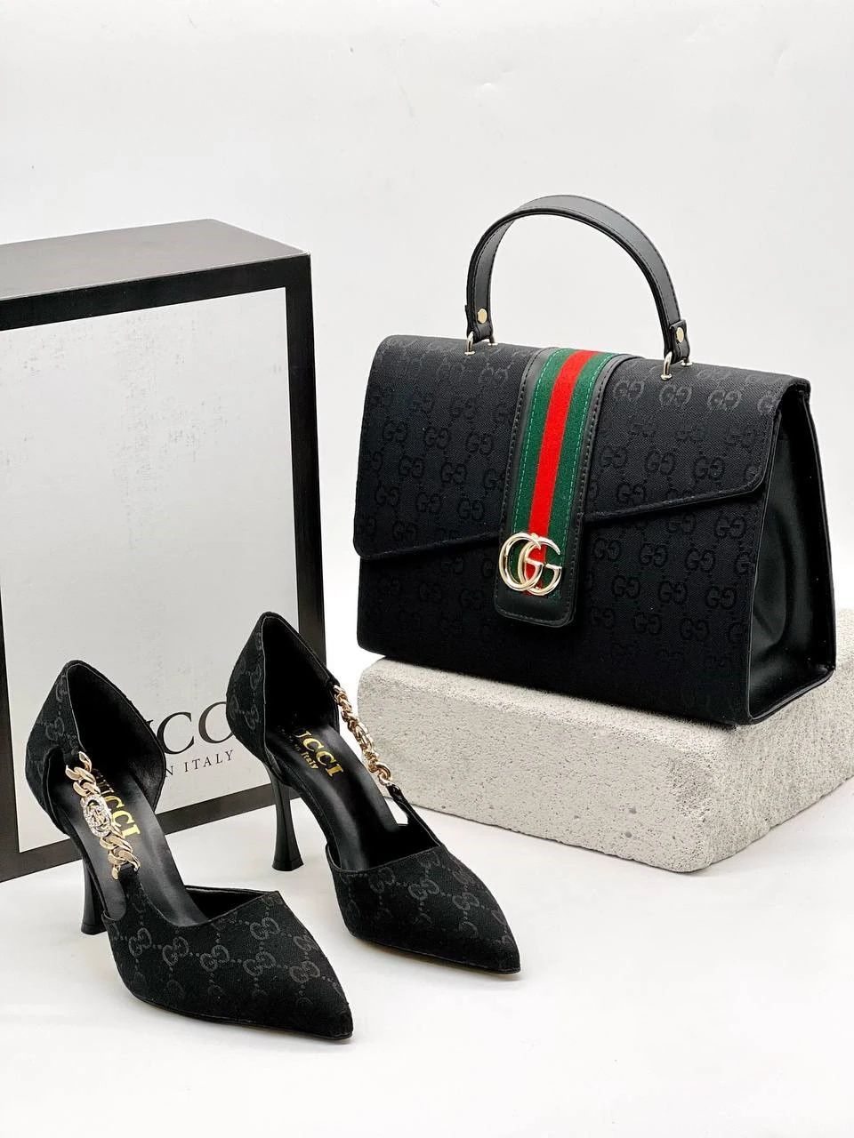 Gucci Ayakakbı Çanta Kombini